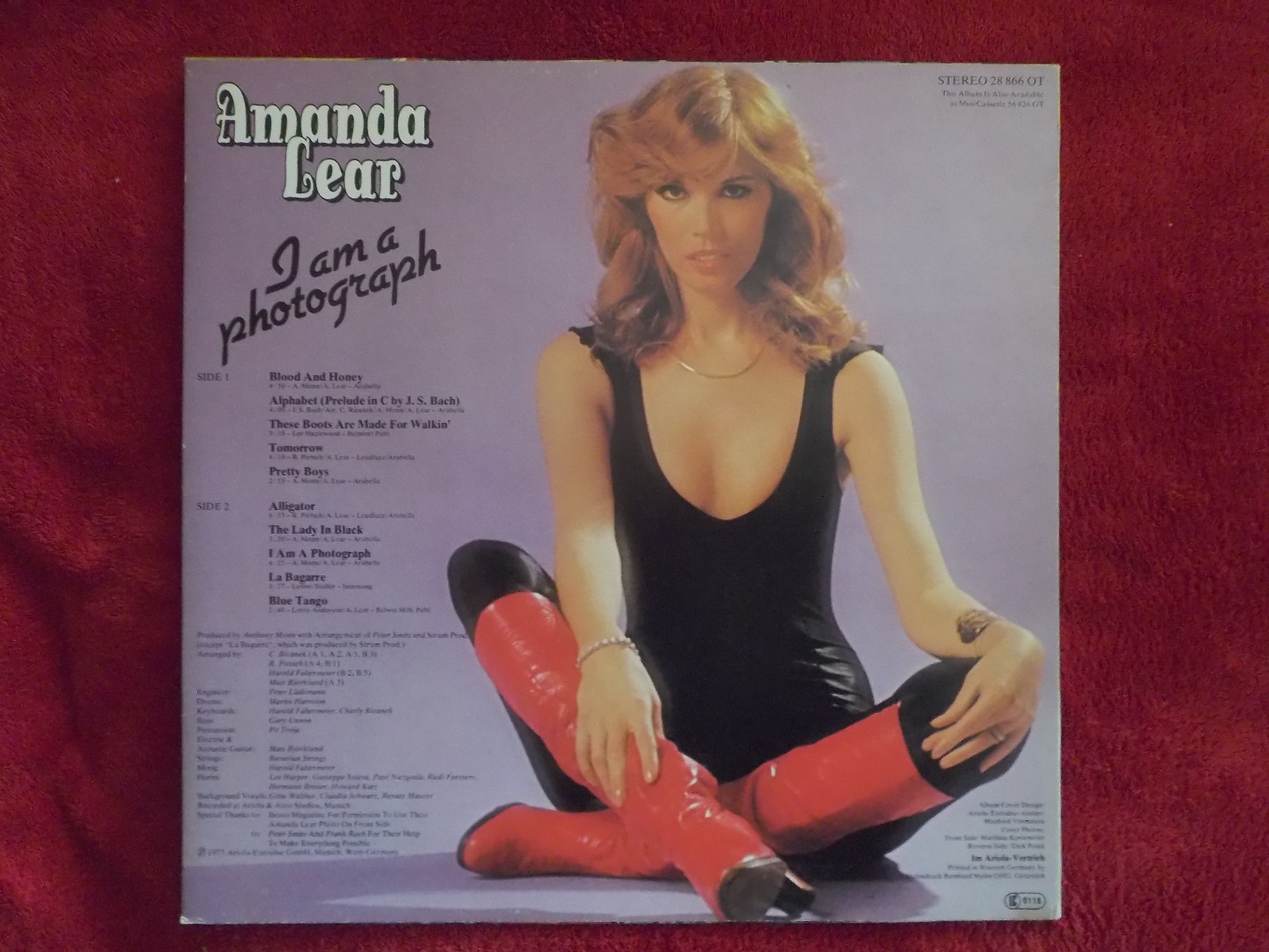 Amanda Lear – I Am a Photograph (Ariola Records, 1977), Bild 3