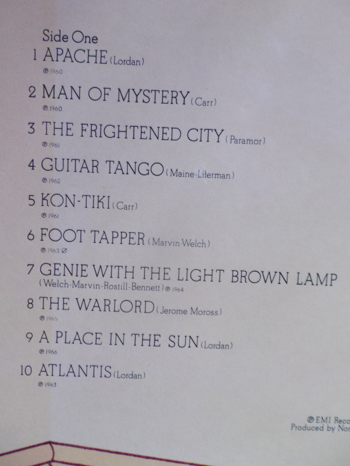 The Shadows – 20 Golden Greats (EMI Records, EMTV 3, LP), Bild 3