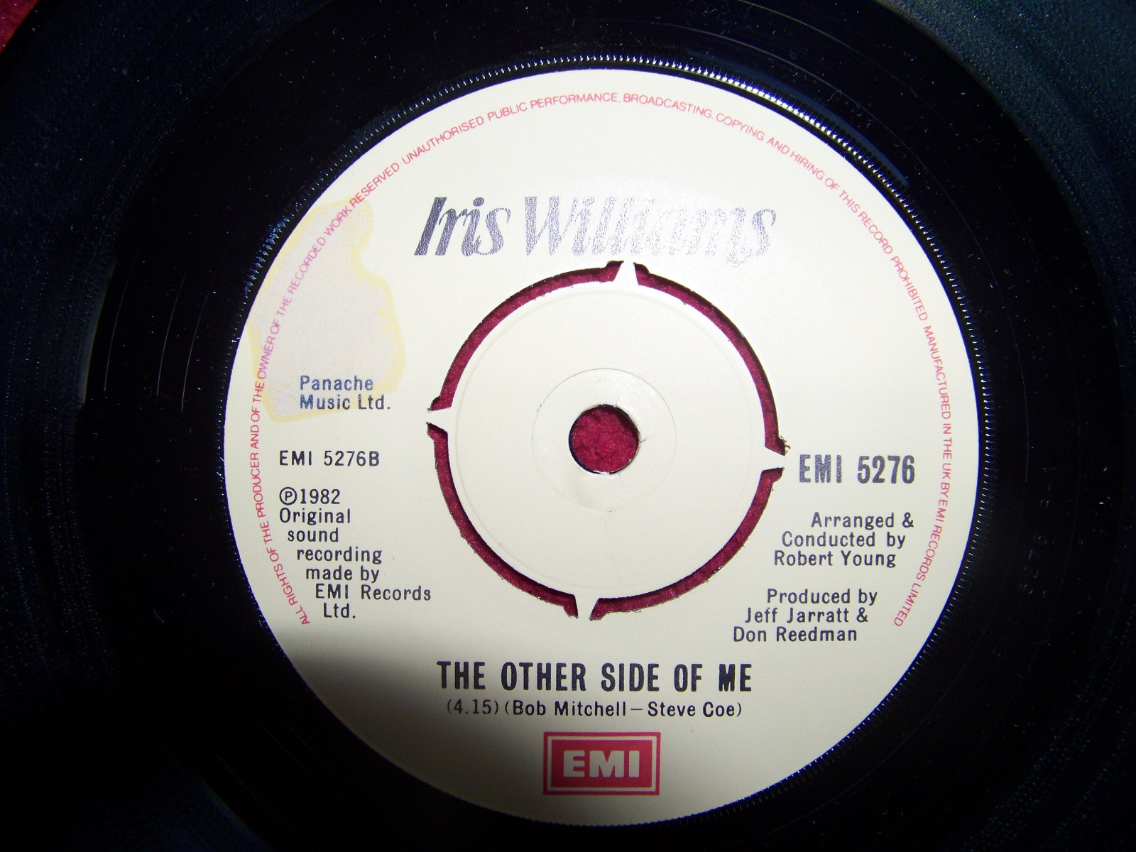 Iris Williams – Just like magic / The other side of me (EMI 5276, 1982), Bild 2