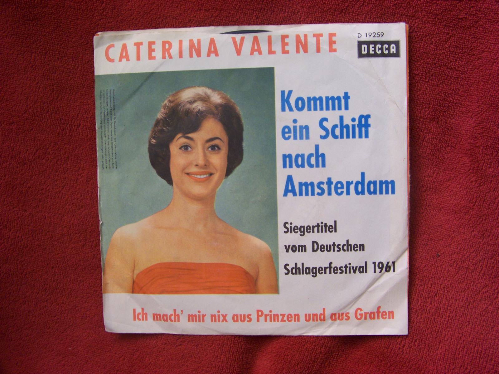 Caterina Valente – Kommt ein Schiff nach Amsterdam / Ich mach´ mir nix aus Prinzen und aus Grafen, Bild 2