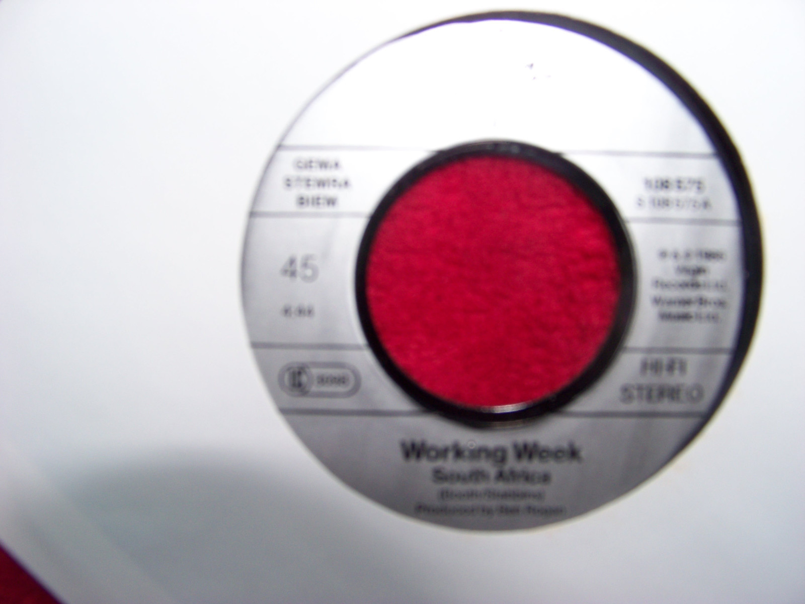 Working Week – South Africa / Walking the Tightrope (Virgin, 108 575, 1986)