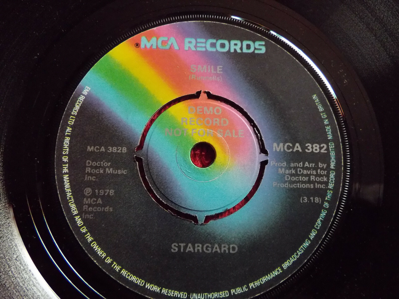 Stargard – What you waitin´ for / Smile (MCA 382, Demo-Single), Bild 2
