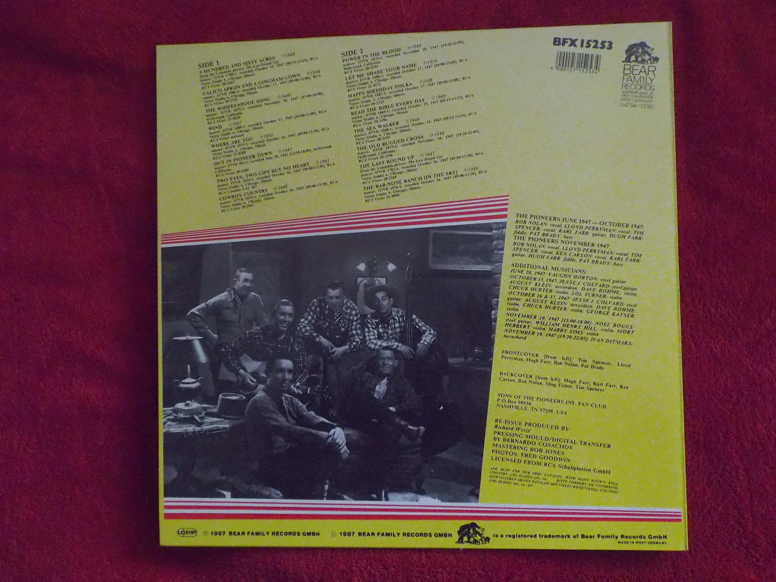 Sons of the Pioneers – A Hundred and Sixty Acres (LP, 1987), Bild 2