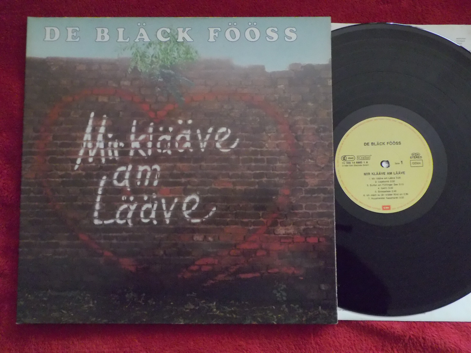De Bläck Fööss – Mir klääve am Lääve | EMI Records, LP, EEC 1984