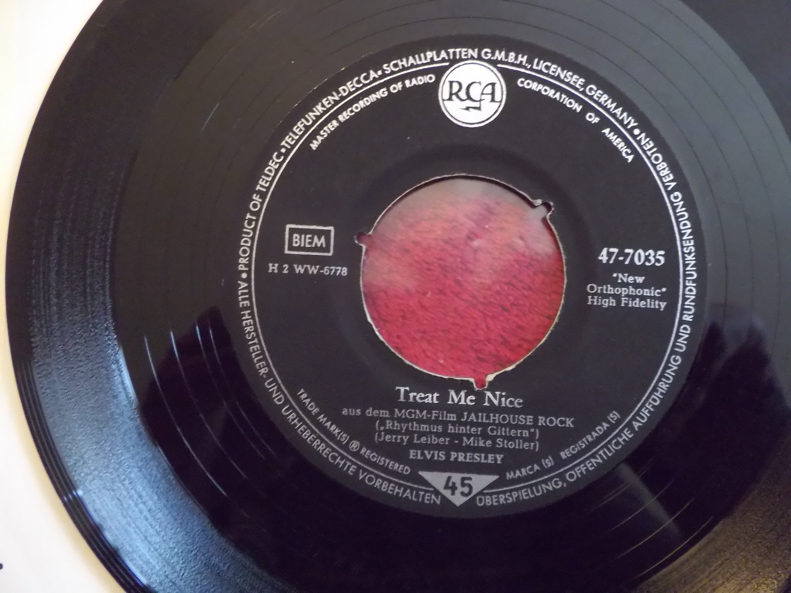 Elvis Presley – Jailhouse Rock / Treat Me Nice | RCA Records 47-7035, Bild 2