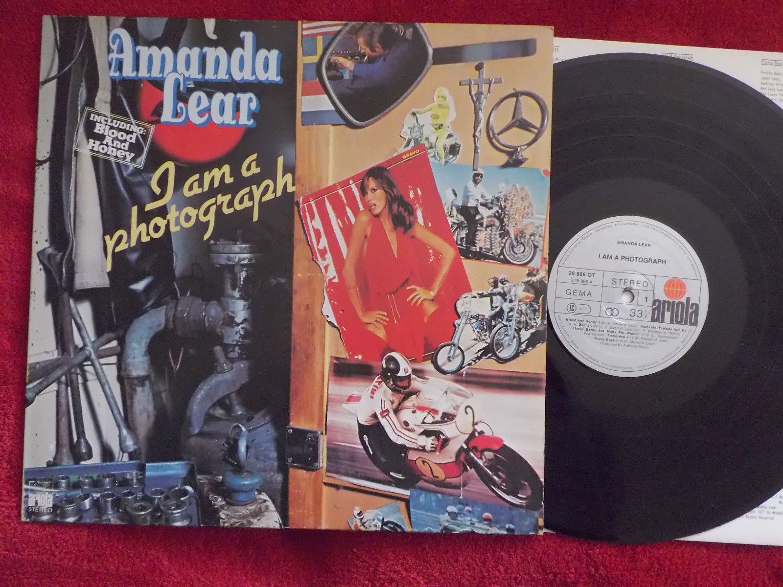 Amanda Lear – I Am a Photograph (Ariola Records, 1977)
