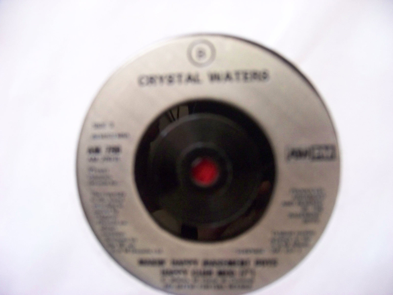 Crystal Waters – Makin´ happy (Hurley´s happy house mix) / Makin´ happy (Basement boys happy club mix), Bild 2