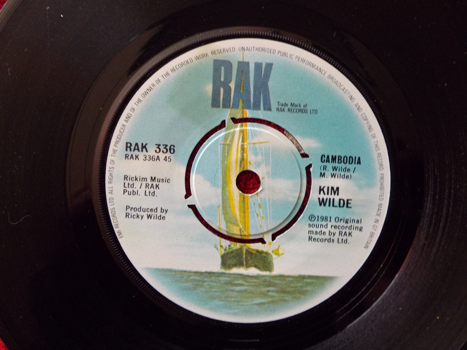 Kim Wilde – Cambodia / Watching for Shapes | RAK 336, 1981