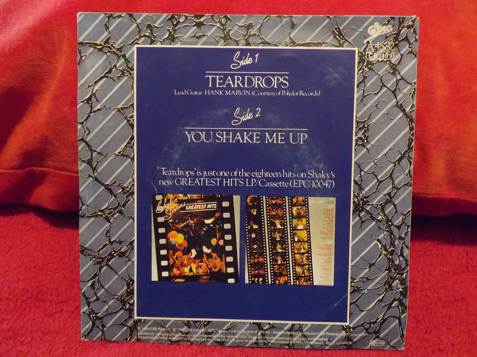 Shakin´ Stevens – Teardrops / You shake me up · Epic Records · EPC A 4882, Bild 3