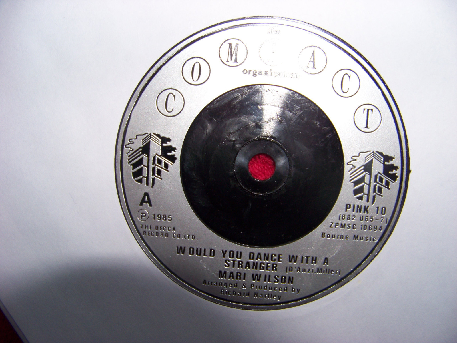 Mari Wilson – Would You Dance with a Stranger / Dialogue – Ruth’s Bedroom | Compact Records PINK 10