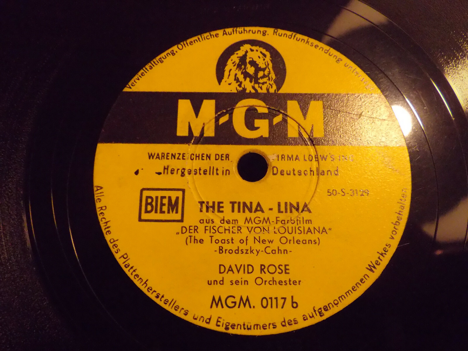 David Rose – Embraceable You / The Tina-Lina (MGM Records, MGM. 0117), Bild 2