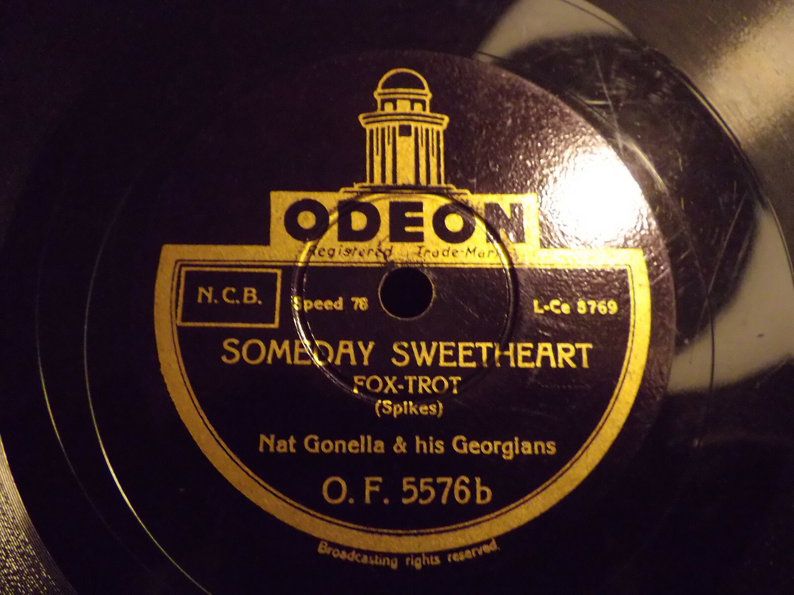 Nat Gonella & his Georgians – Mahogany Hall Stomp / Someday Sweetheart (Odeon, Schellack), Bild 2