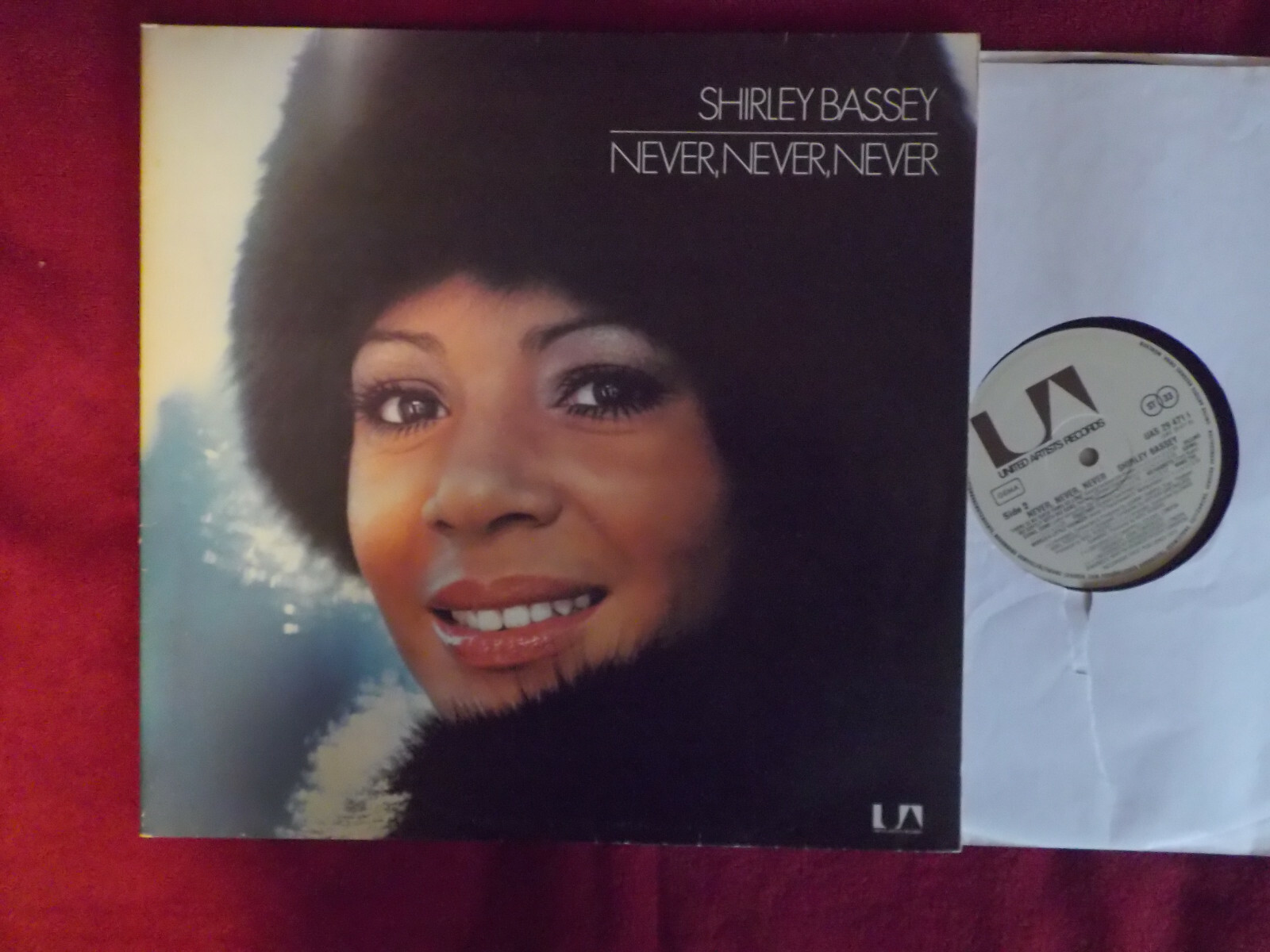 Shirley Bassey – Never, never, never | LP, United Artists Records