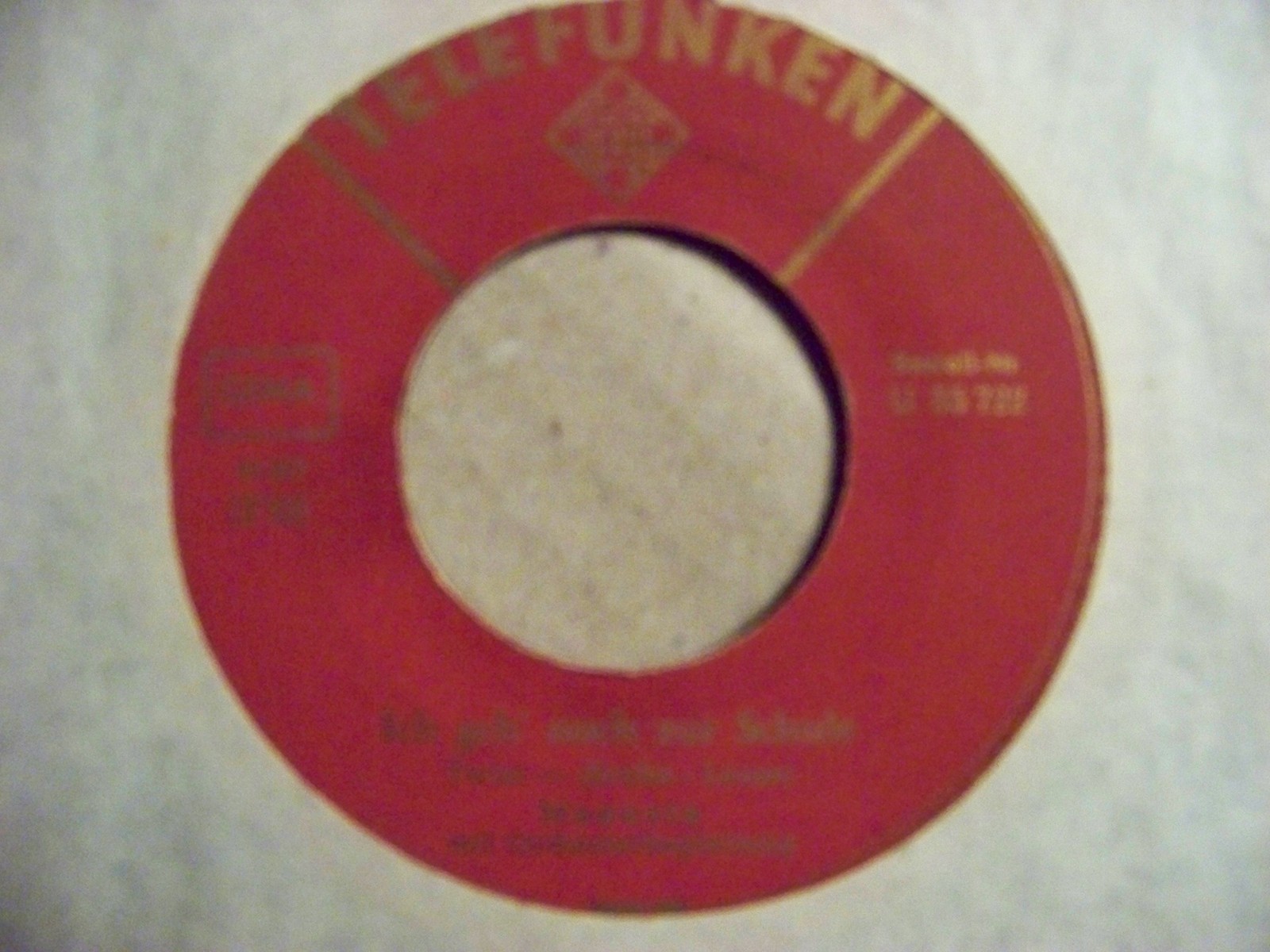 Manuela – Ich geh' noch zur Schule / Hey Boy, laß doch den Whisky, Telefunken 7"-Single