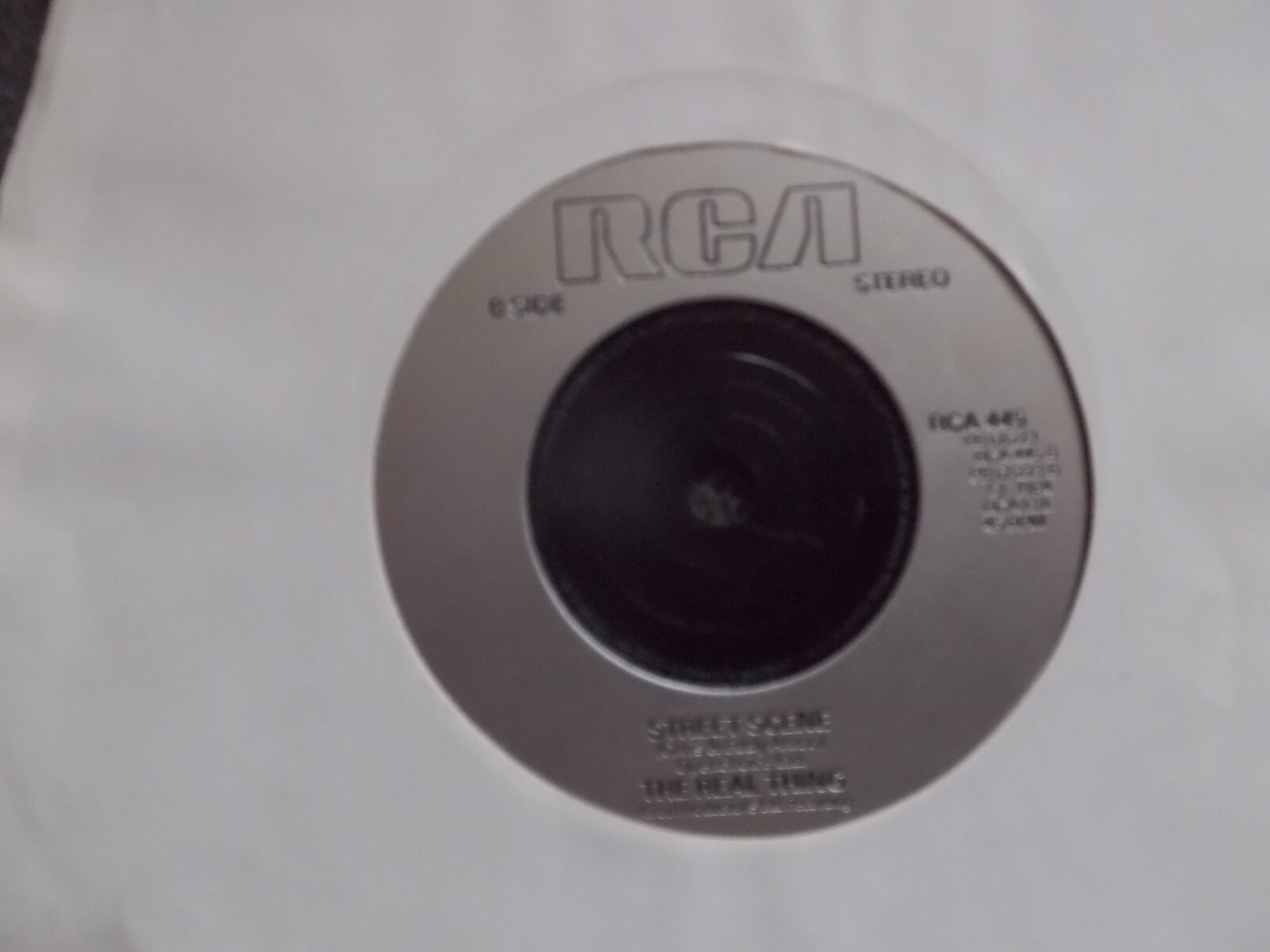 The Real Thing – We got love / Street scene | RCA 445, 1984, Bild 2