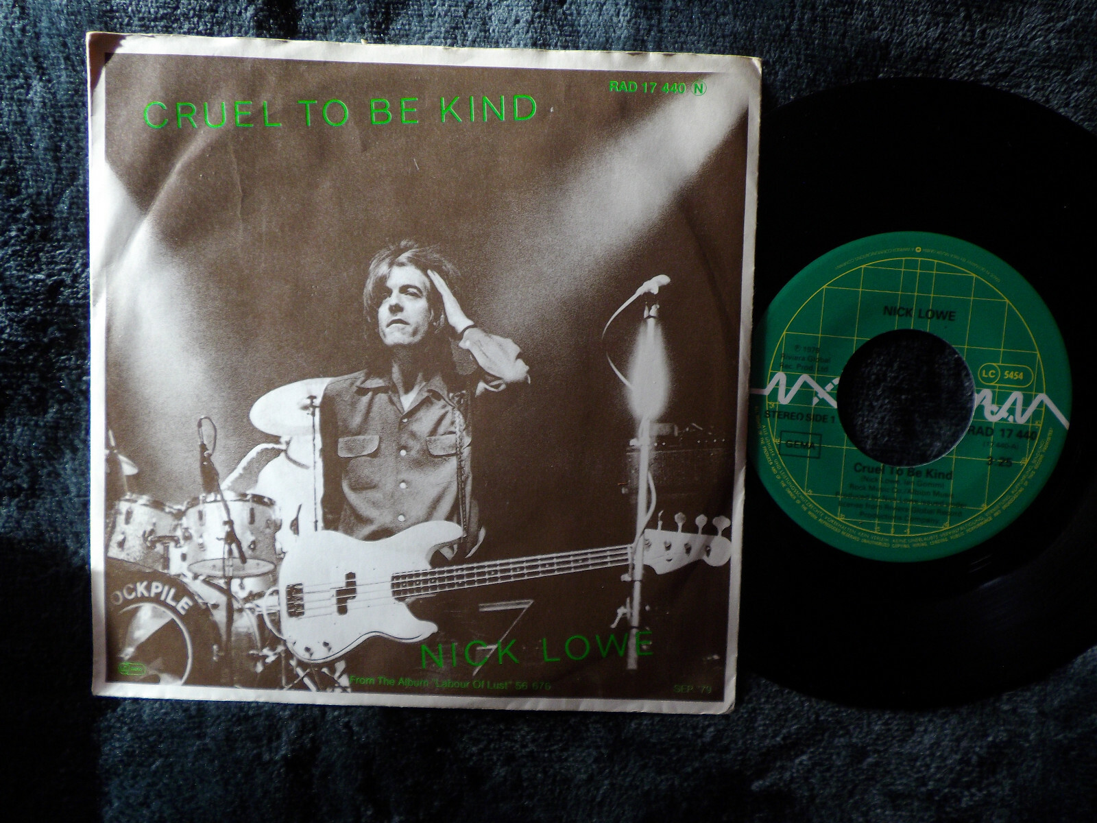 Nick Lowe – Cruel to Be Kind / Endless Grey Ribbon (7″-Single, 1979)