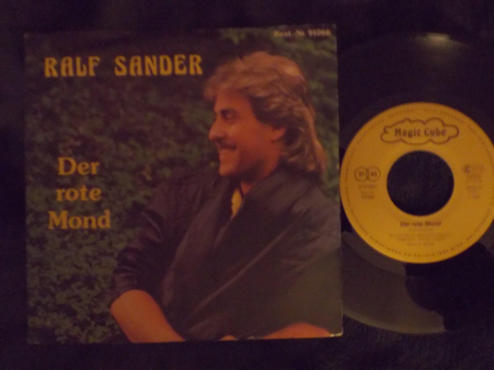 Ralf Sander – Der rote Mond / Der rote Mond (instr.) | Magic Cube Records 91066