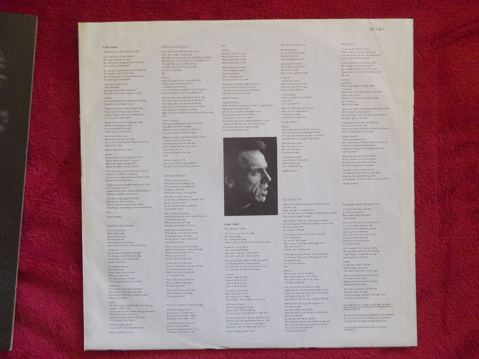 John Hiatt – Bring The Family | A&M Records 395 158-1, LP (1987), Bild 3