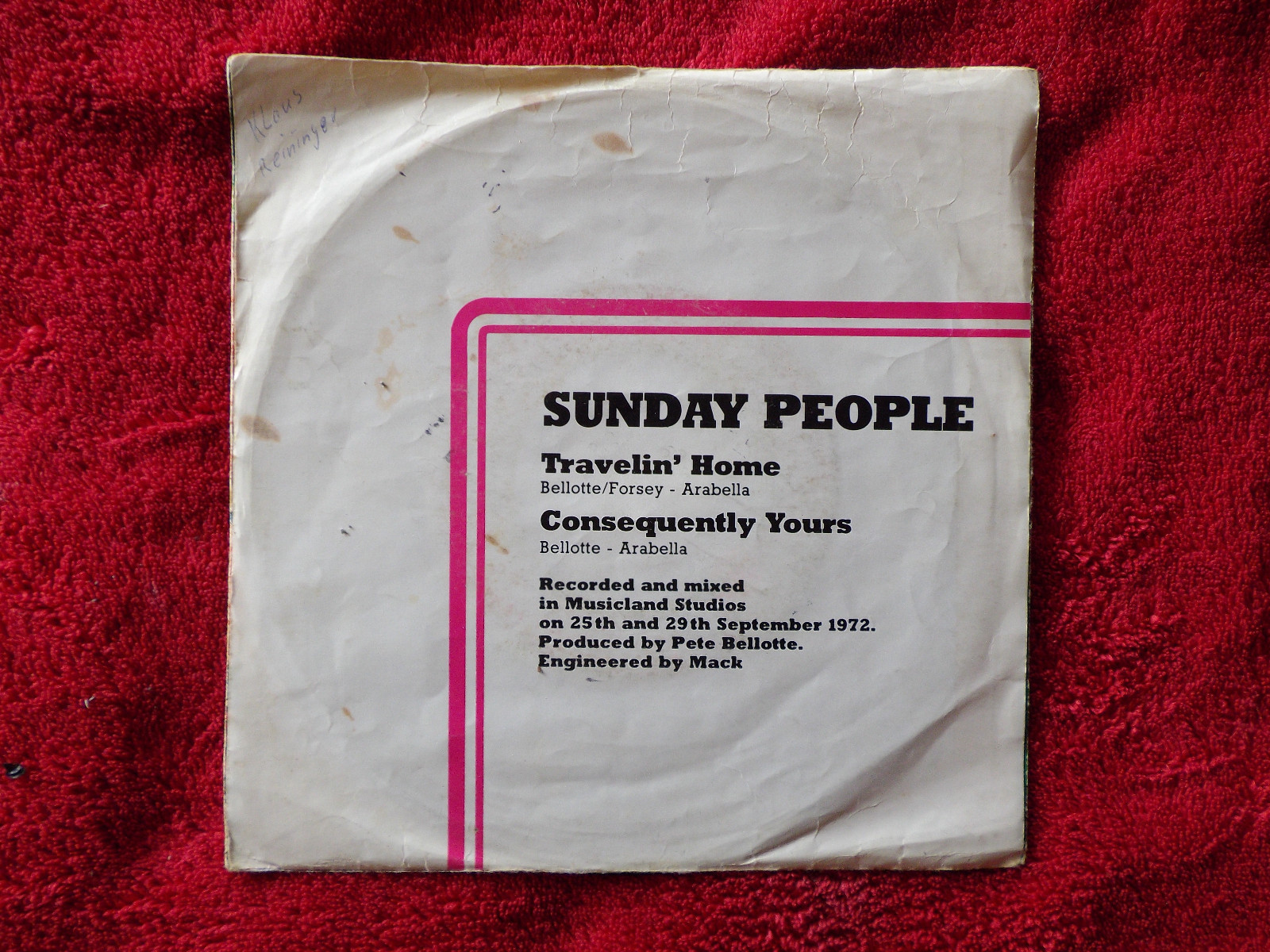 Sunday People – Travelin´ home / Consequently yours (Ariola Records, 12 342 AT), Bild 2