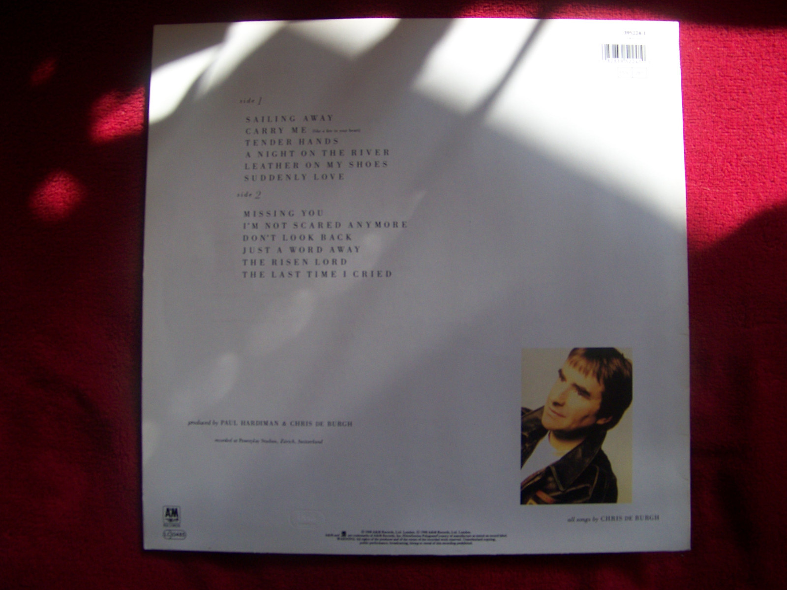 Chris De Burgh – Flying Colours (LP, A&M Records, 395224-1), Bild 2