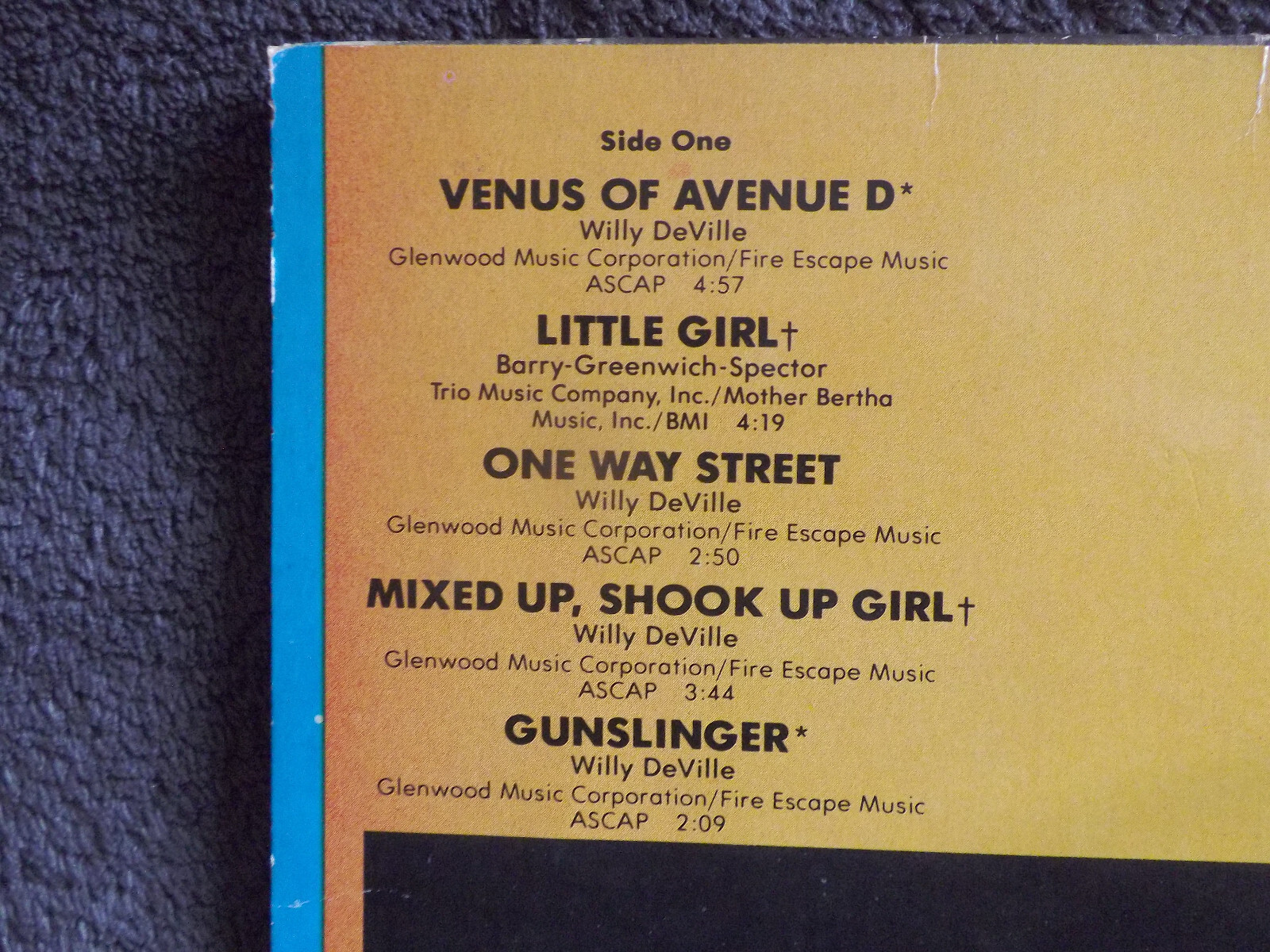 Mink DeVille – Mink DeVille (LP, Capitol Records, 1977), Bild 3