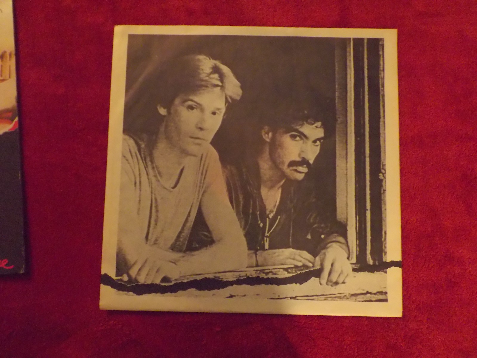 Daryl Hall & John Oates – Along the Red Ledge | RCA LP, Deutschland 1978, Bild 2