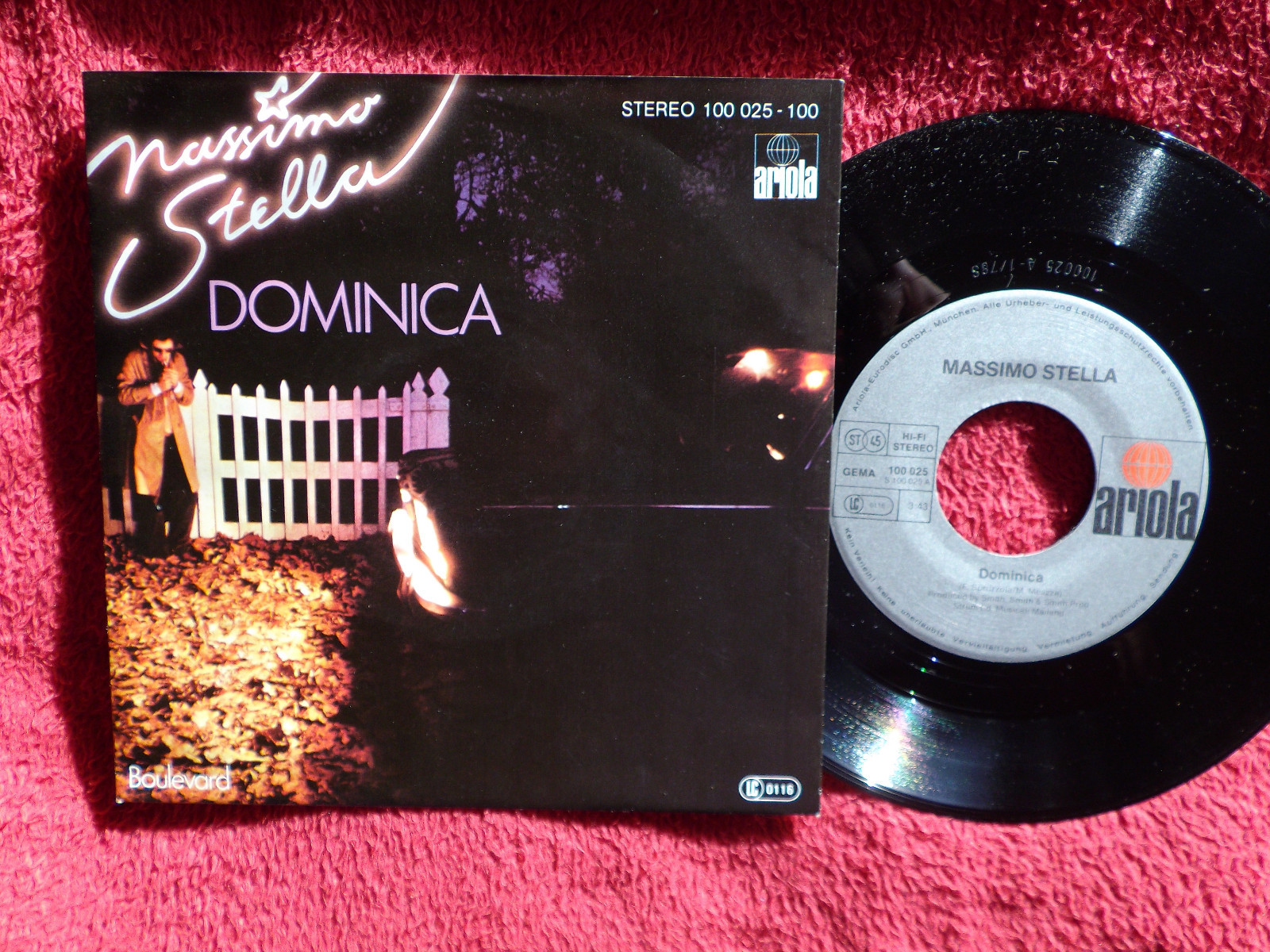 Massimo Stella – Dominica / C´e una donna sola (Ariola 100 025)