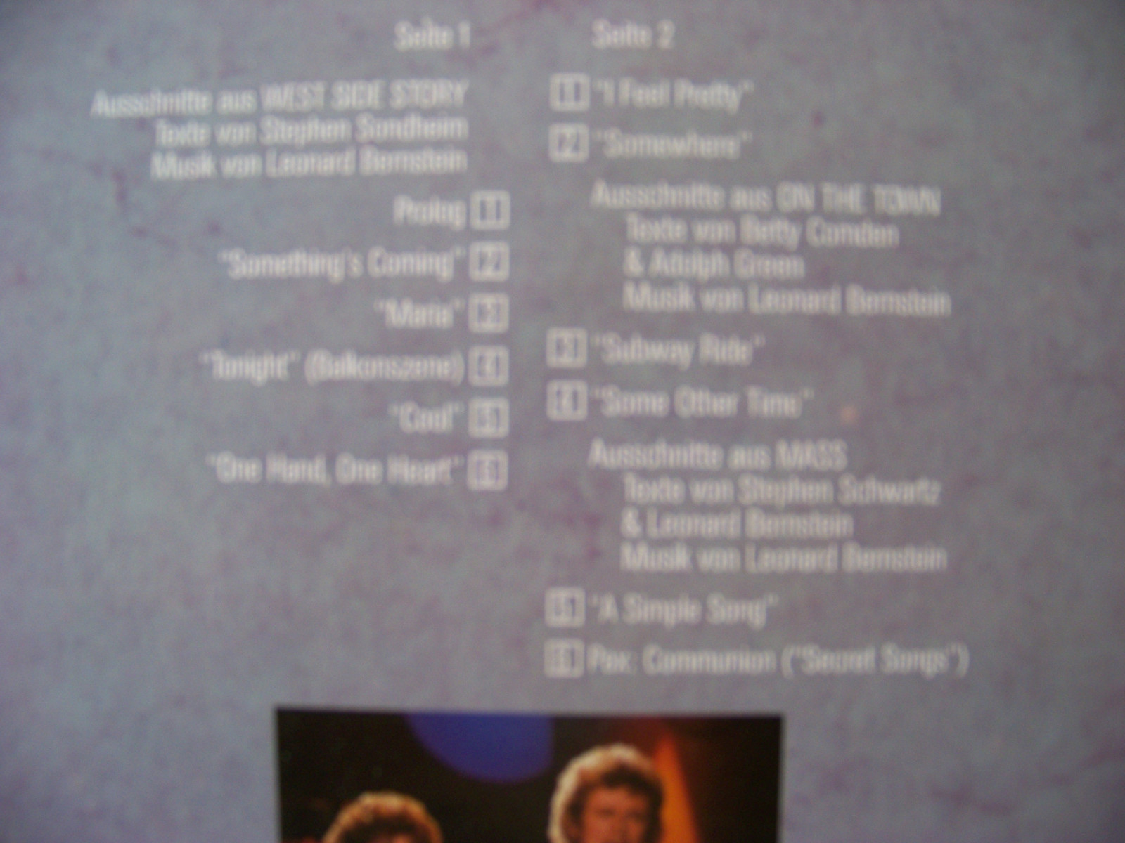 Peter Hofmann & Deborah Sasson – Bernstein on Broadway (CBS, LP, 1985, Niederlande), Bild 2