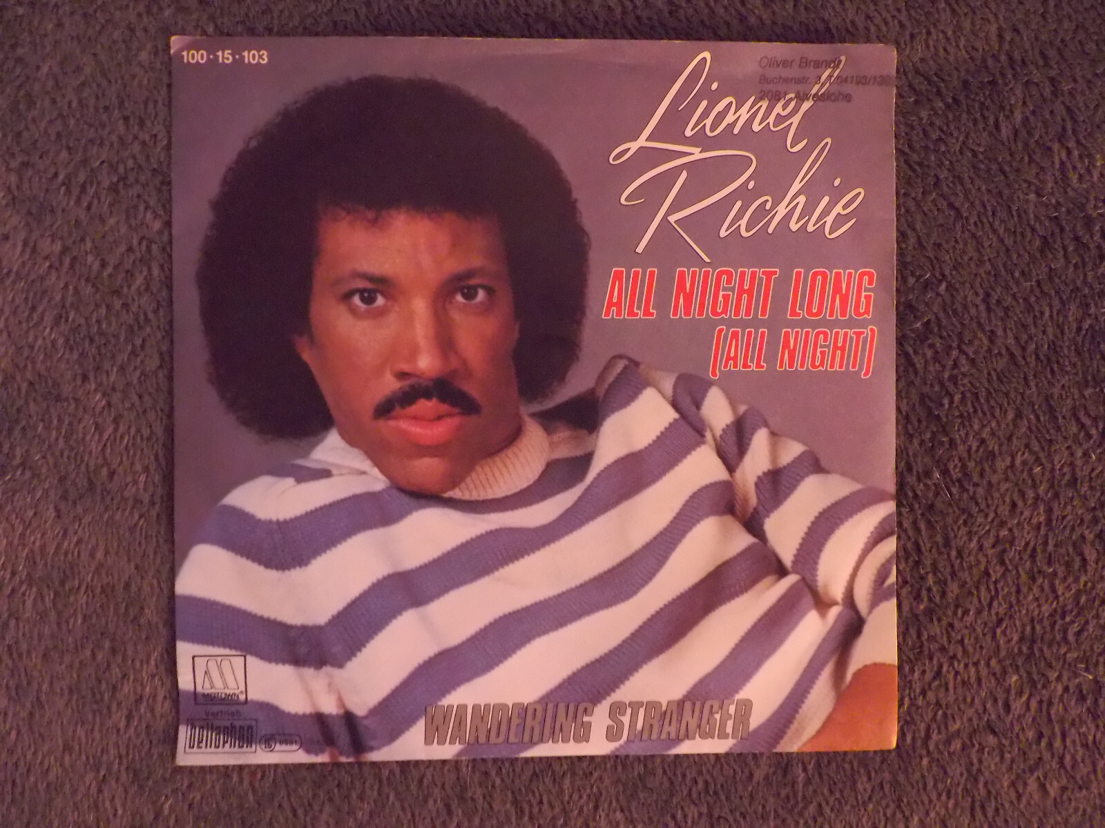 Lionel Richie – All Night Long / Wandering Stranger (Motown, 1983), Bild 3