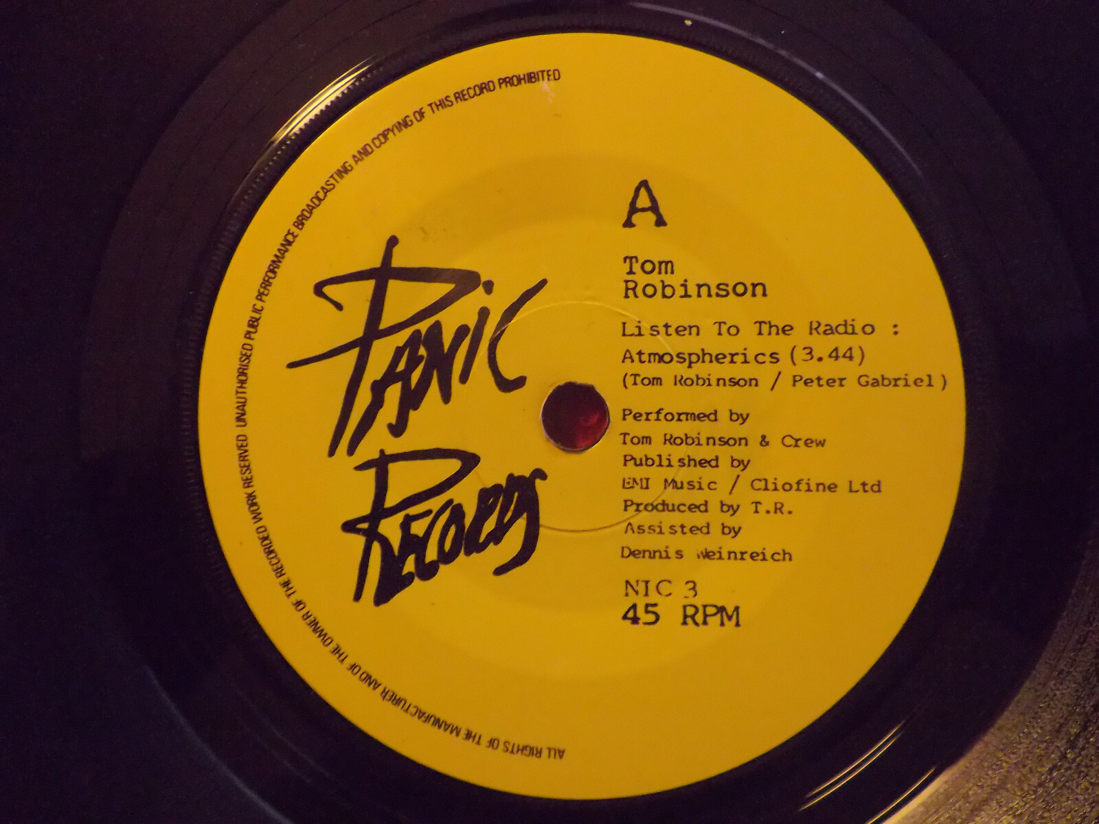 Tom Robinson – Listen to the Radio / (Don’t Do Me) Any Favours + Out to Lunch (Single)