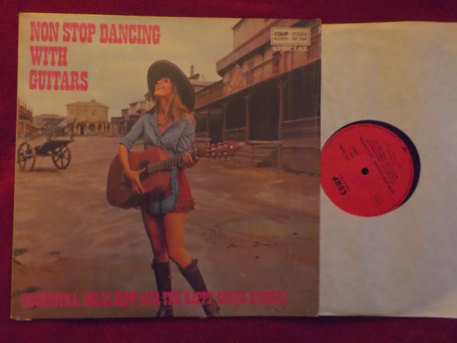 Orchestra Holli Hepp & the Happy Sound Singers – Non stop dancing with guitars