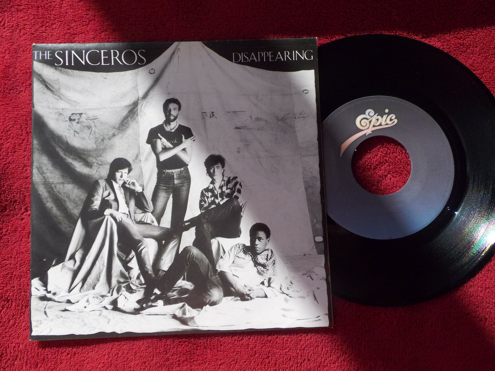The Sinceros – Disappearing / I can´t stop | Epic Records, EPCA 1084