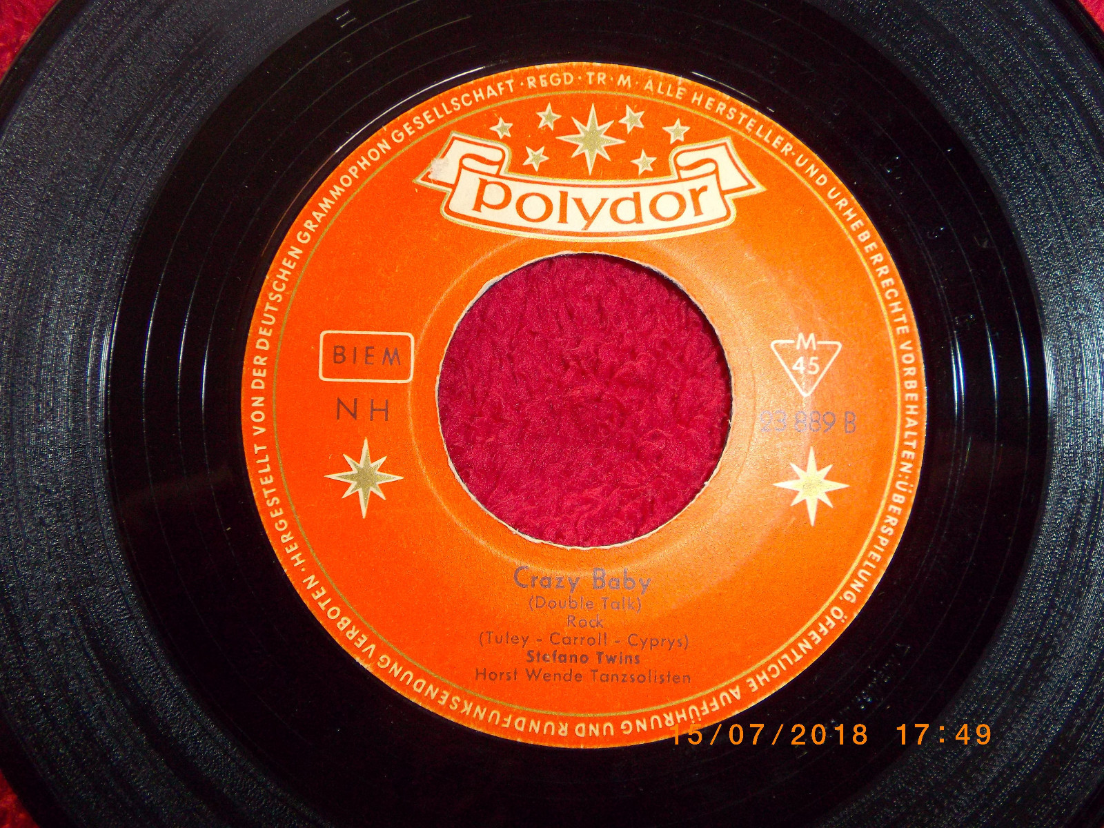 Stefano Twins – Fern in Java / Crazy baby (Polydor 23 889, 7″-Single), Bild 2