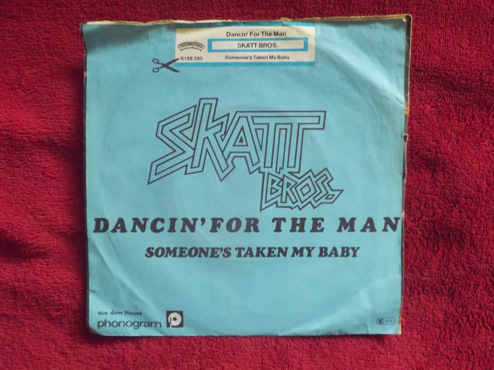 Skatt Bros. – Dancin´ for the man / Someone´s taken my baby (7″-Single, 1979), Bild 2