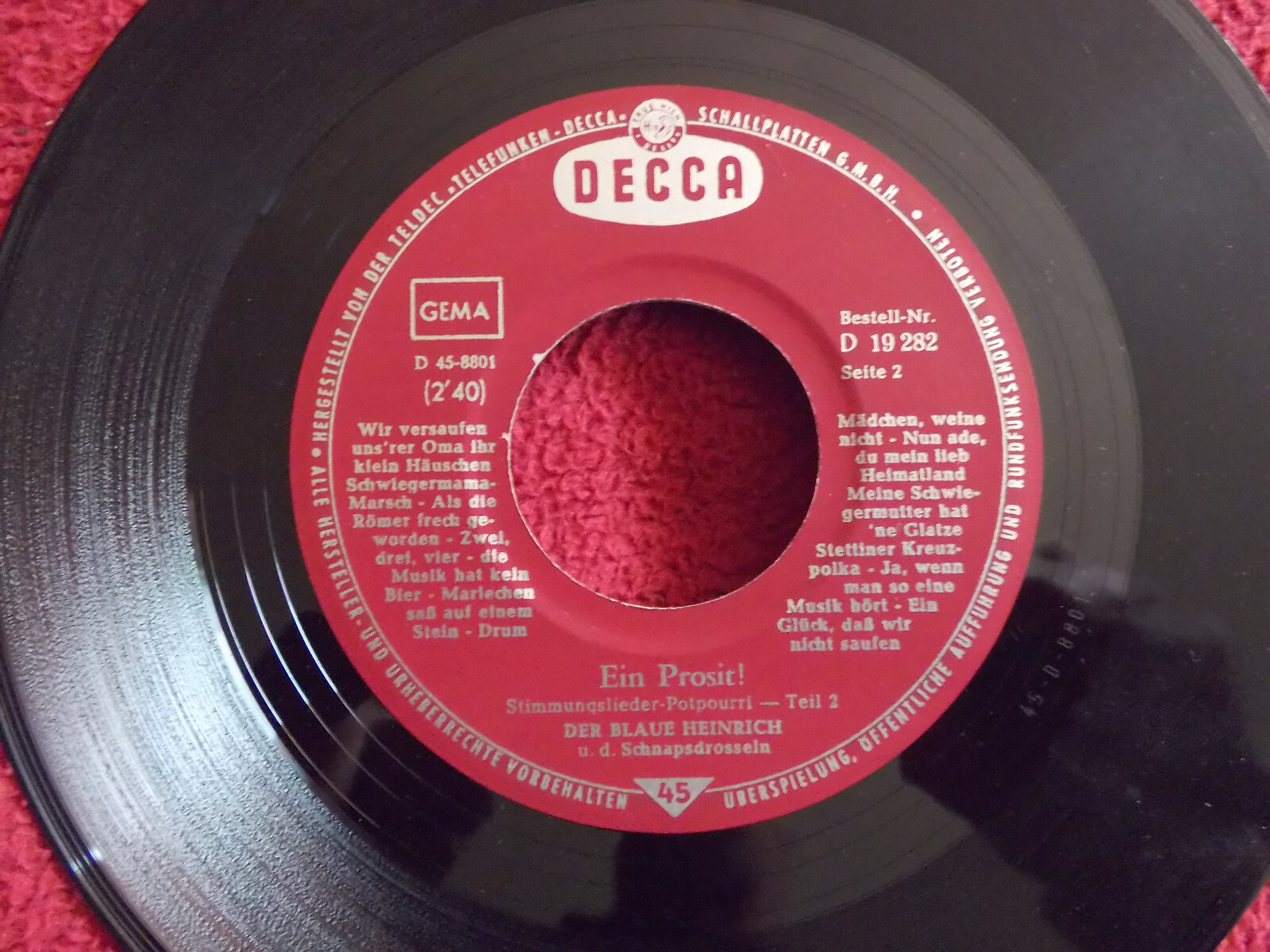 Der blaue Heinrich – Ein Prosit! Stimmungslieder-Potpourri Teil 1 + 2 (Decca, 45 U/min), Bild 2
