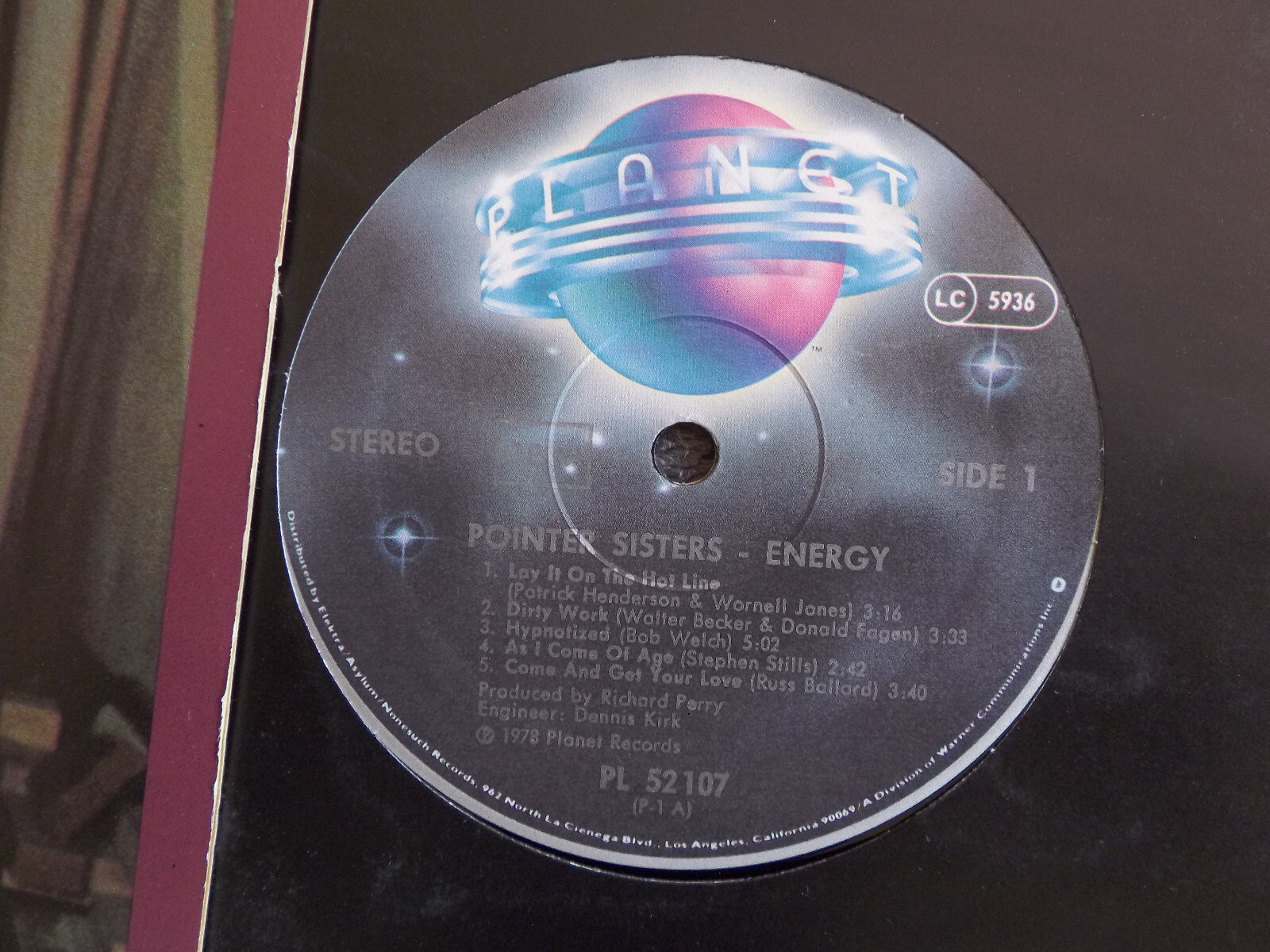 Pointer Sisters – Energy (LP, Planet Records, PL 52 107, Deutschland, 1981), Bild 2