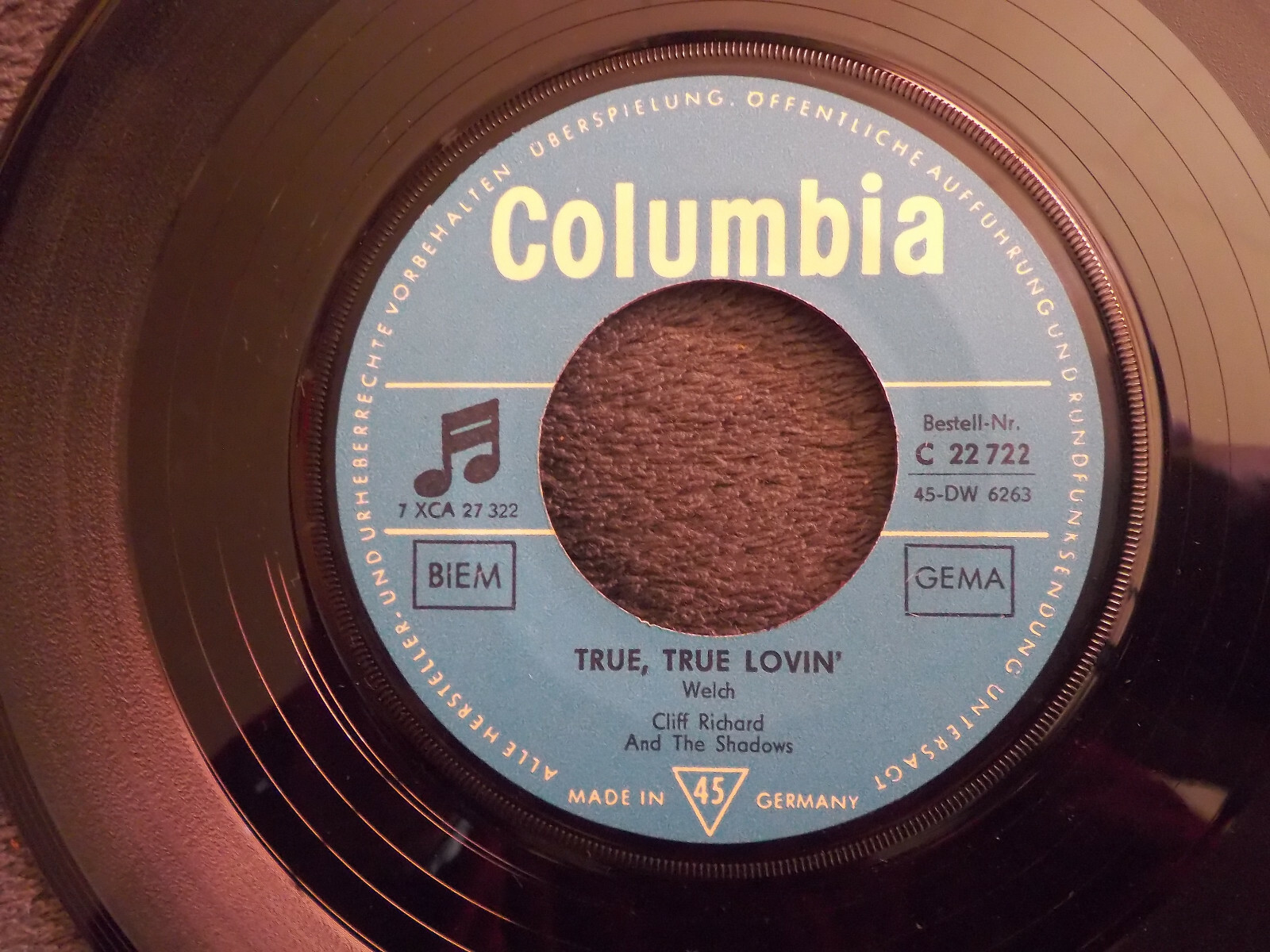 Cliff Richard – True true lovin´ / Constantly