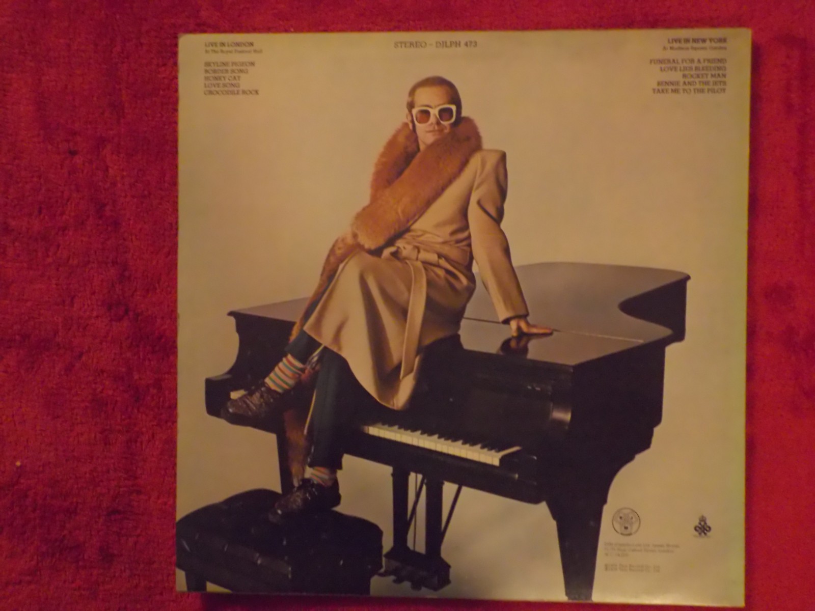 Elton John – Here and there (LP, DJM Records, 1976), Bild 4