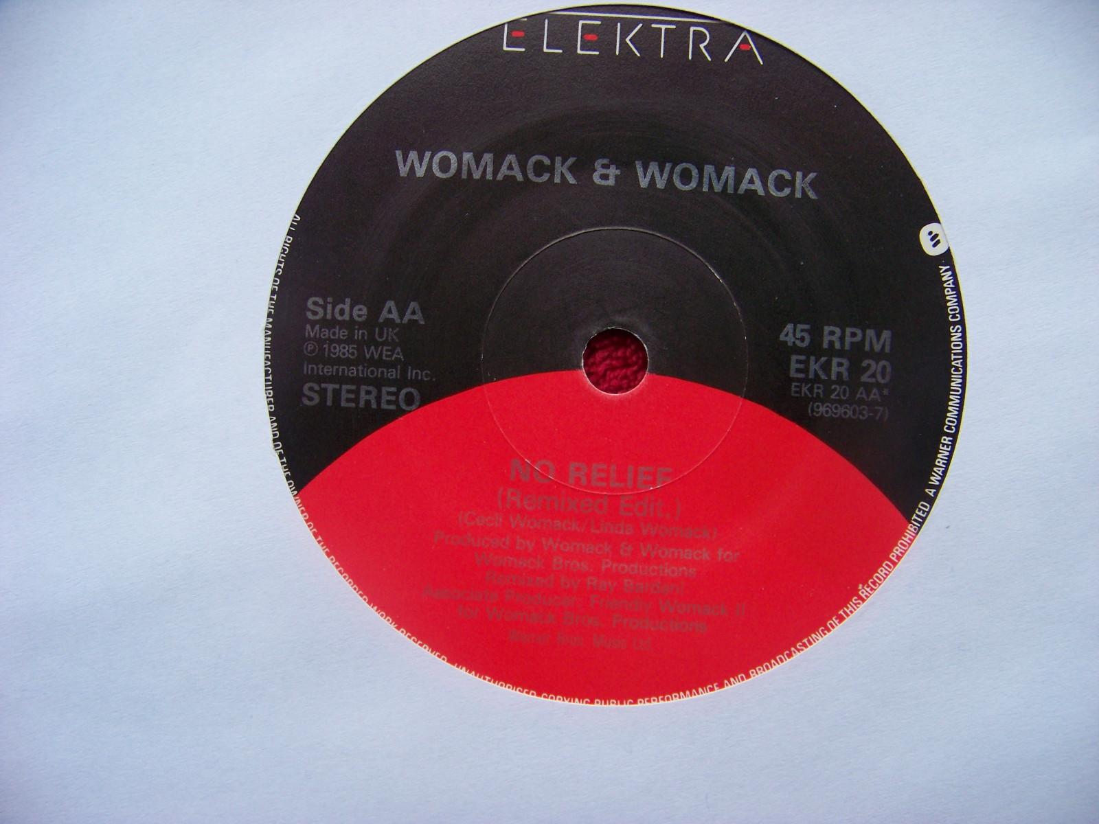 Womack & Womack – Eyes / No relief (Remixed Edit), UK-Single, Bild 2