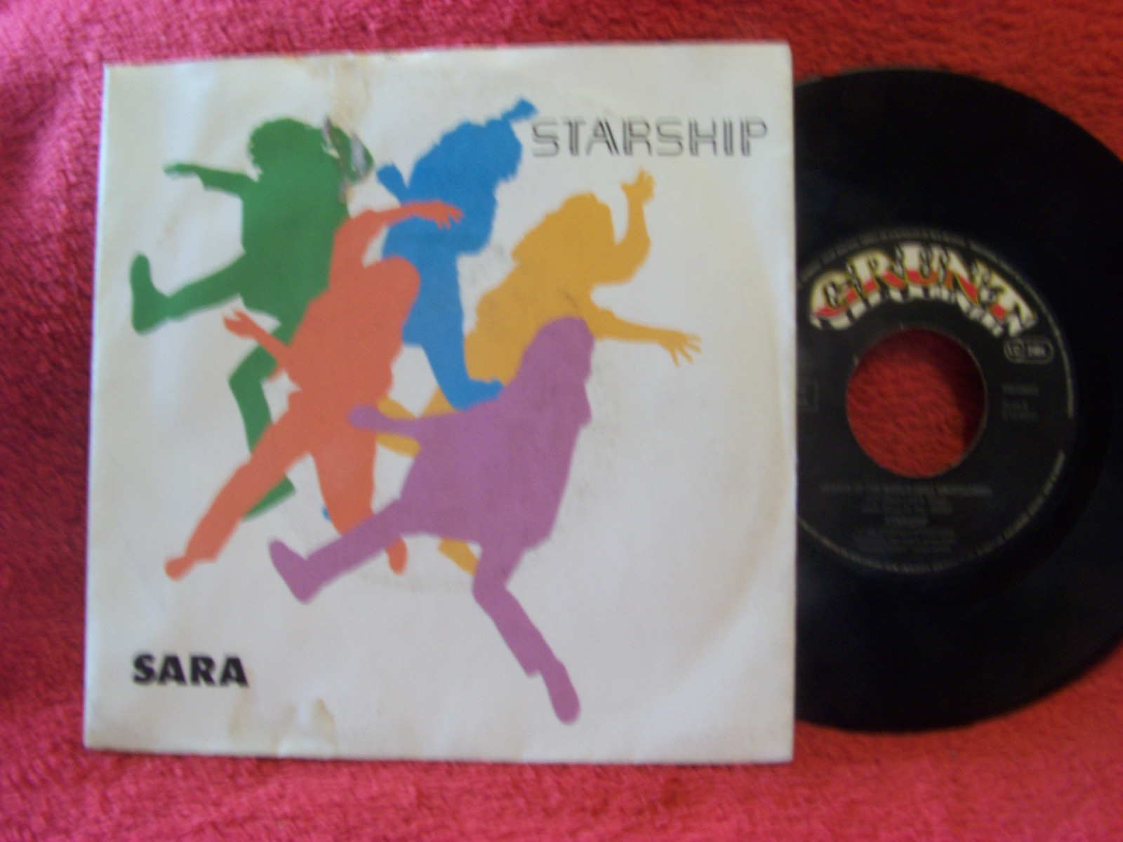 Starship – Sara / Hearts of the World (Single, FB 49893)