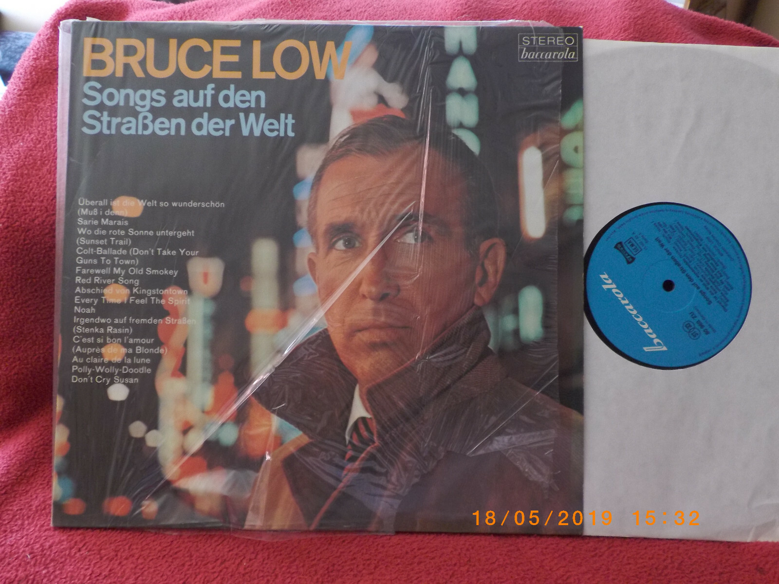 Bruce Low – Songs auf den Straßen der Welt (LP, Baccarola Records, 80 960 ZU)
