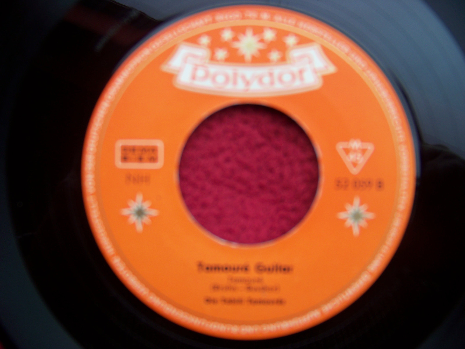 Die Tahiti Tamoures – Tahiti Mafatu / Tamoure guitar | Polydor, 45 U/min, Bild 2