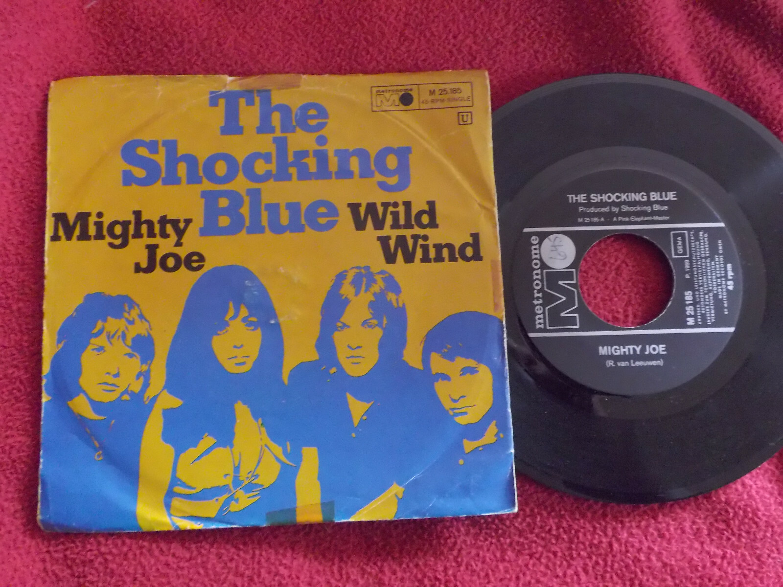 Shocking Blue – Mighty Joe / Wild Wind (Metronome Records, 1969)