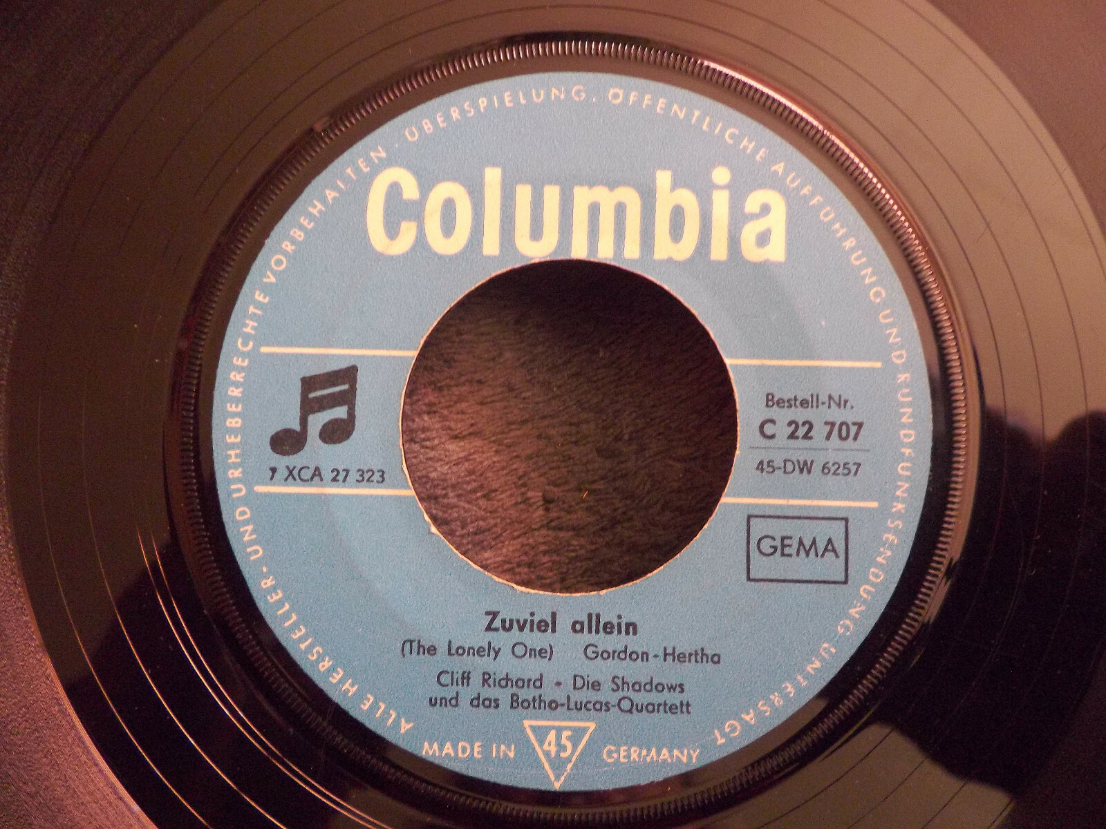 Cliff Richard – Zuviel allein / Sag " no " zu ihm (Single)