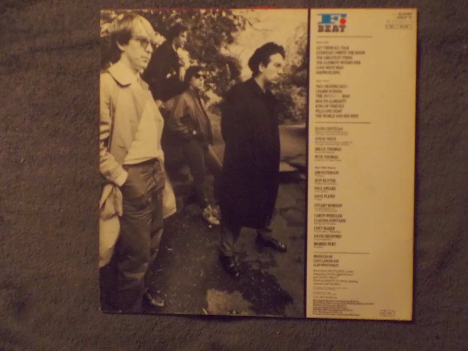 Elvis Costello and the Attractions – Punch the Clock | F-Beat LP, Deutschland 1983, Bild 2