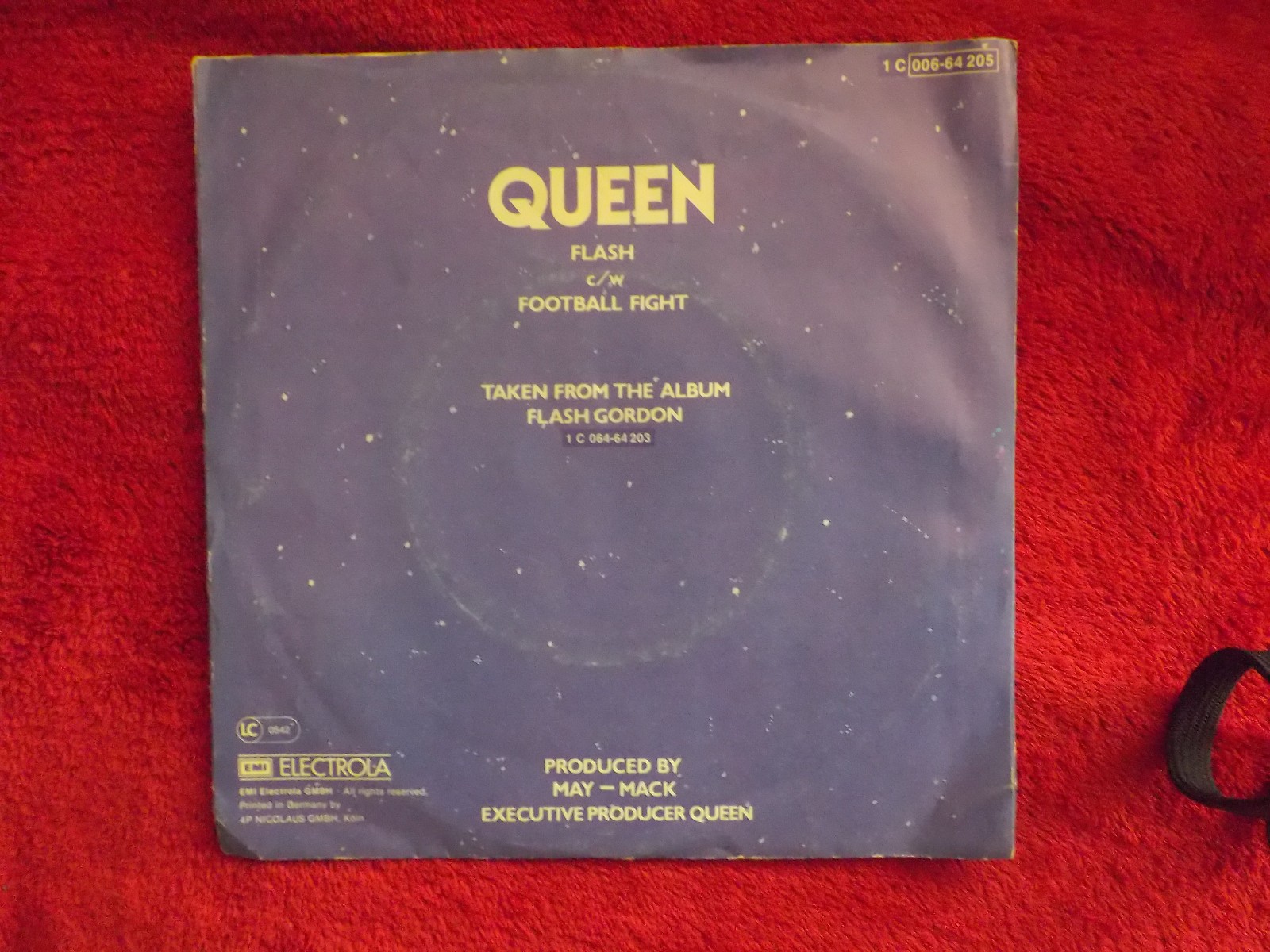 Queen – Flash / Football Fight | EMI Records 7″ Single, 1980, Bild 2