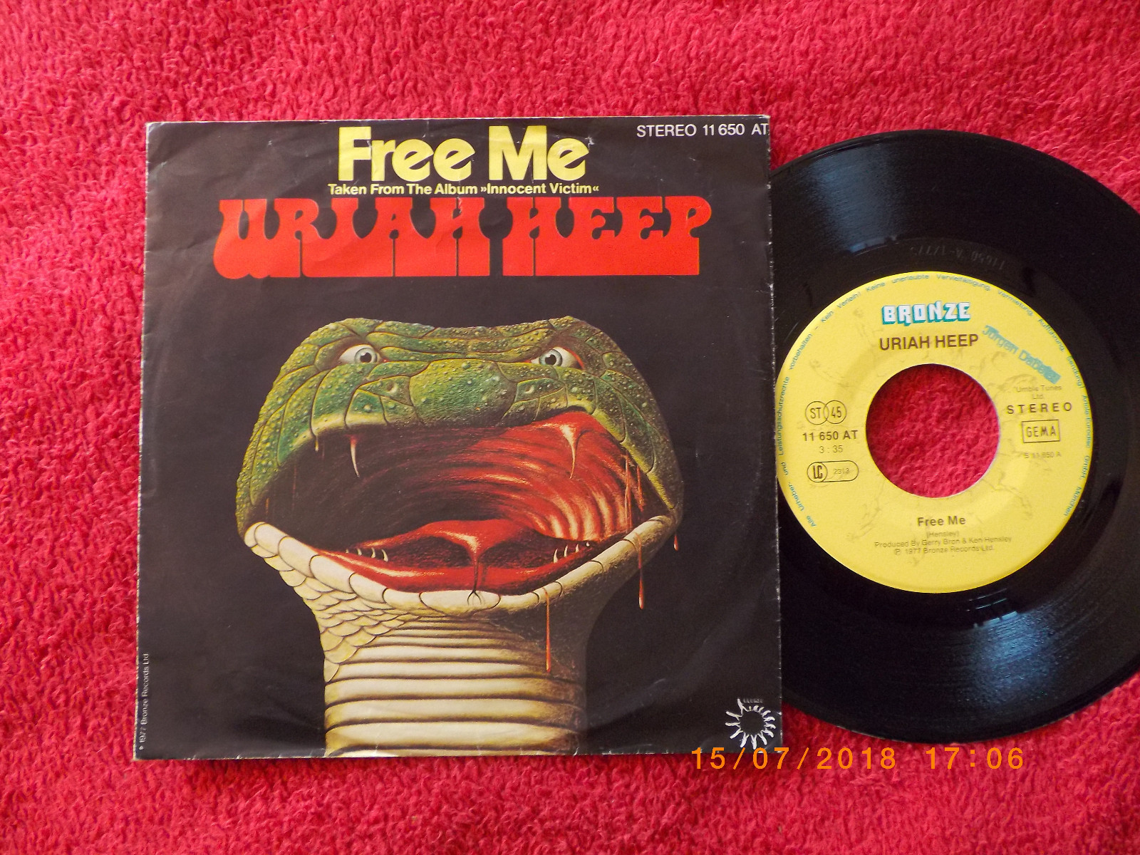 Uriah Heep – Free Me / Masquerade (7″-Single, 1977)
