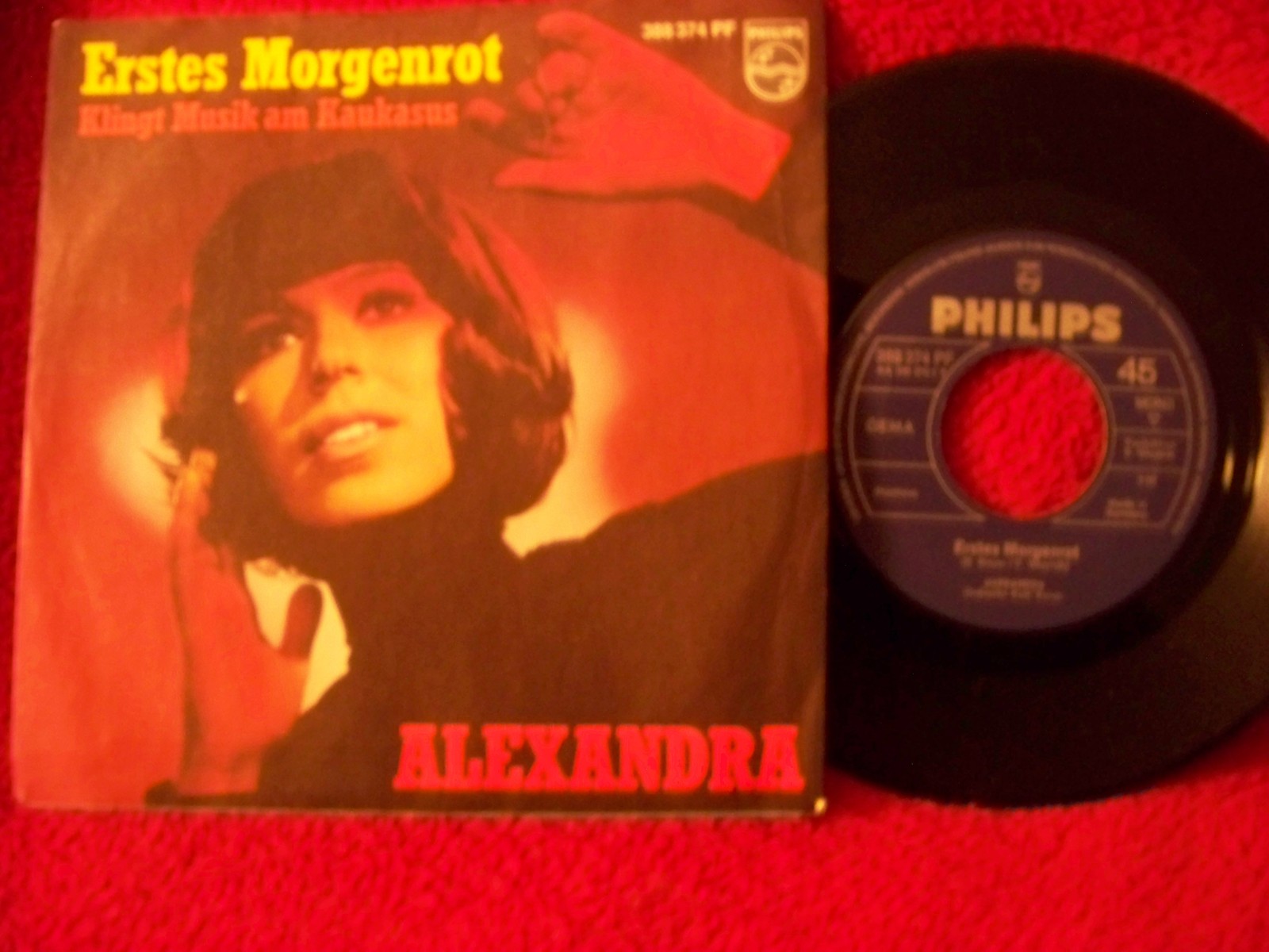 Alexandra – Erstes Morgenrot / Klingt Musik am Kaukasus · Philips Records 388 374 PF