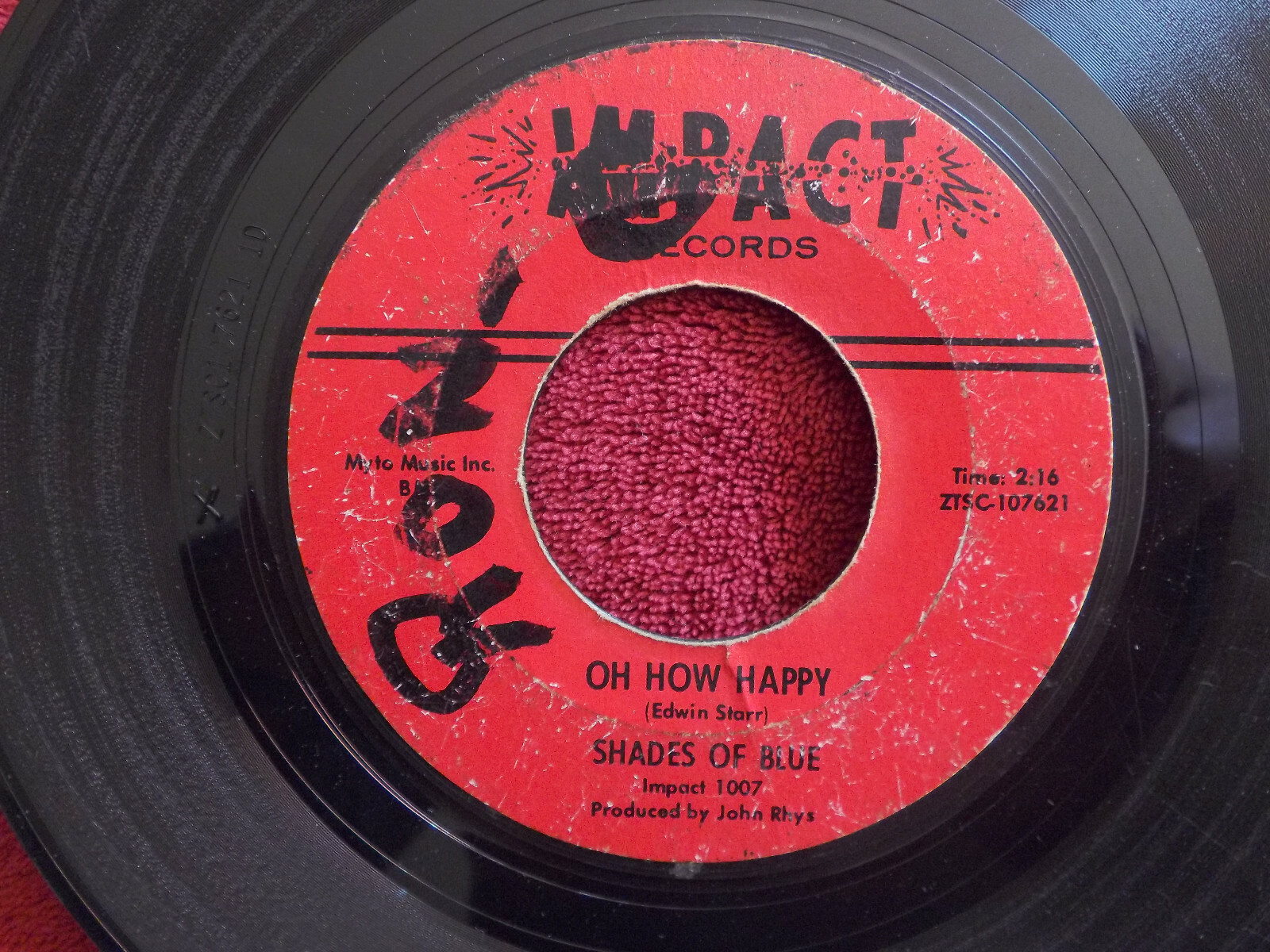 Shades of Blue – Oh how happy / Little orphan boy (US-45)
