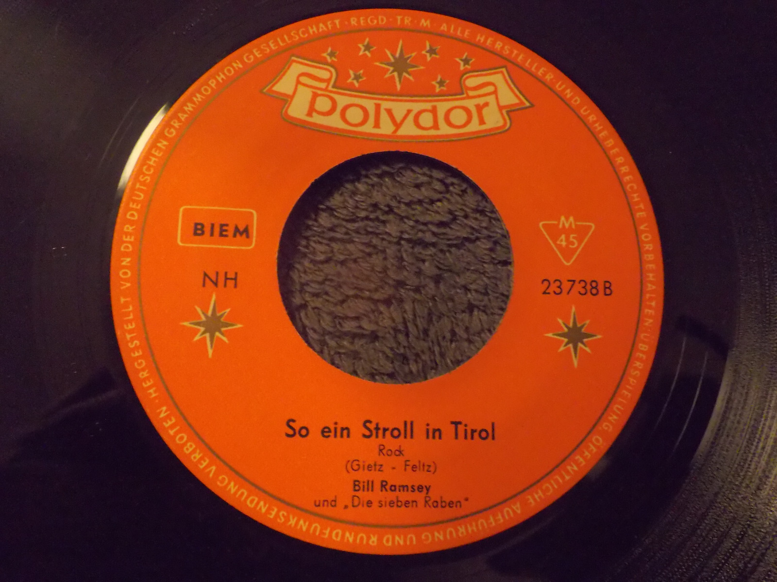 Bill Ramsey – Yes, Fanny, ich tu das / So ein Stroll in Tirol (Polydor 23 738), Bild 2
